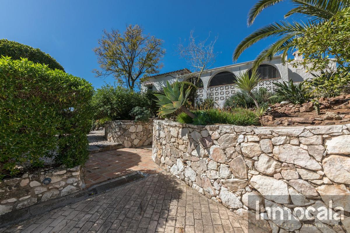 For sale of villa in Mijas