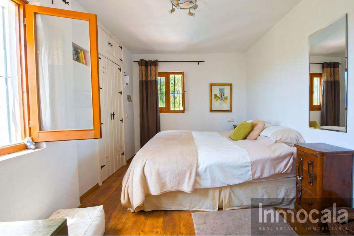 For sale of villa in Mijas