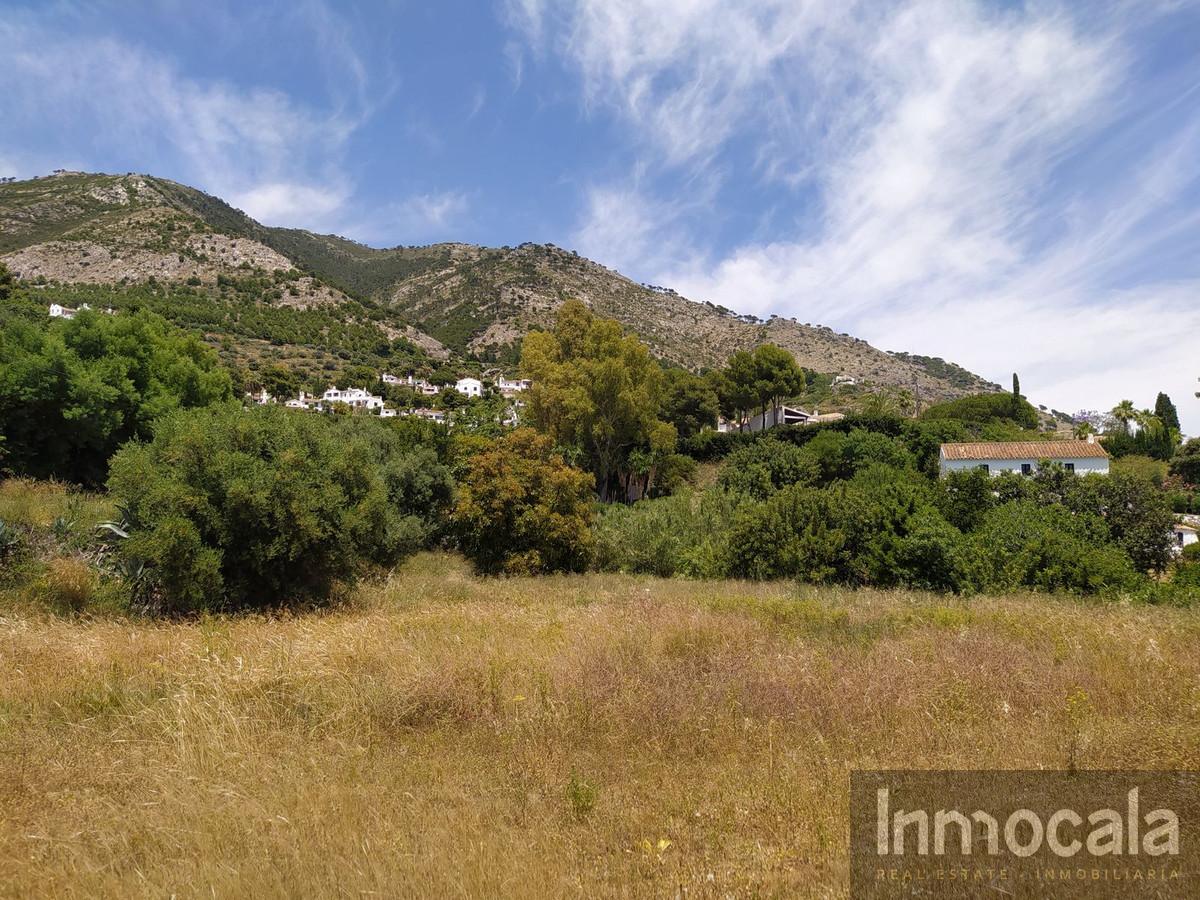 For sale of land in Mijas