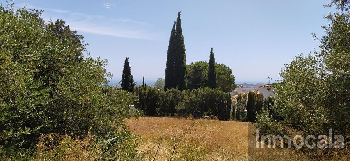 For sale of land in Mijas