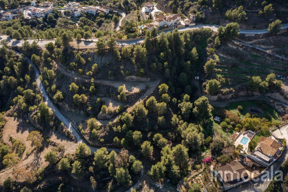 For sale of land in Mijas