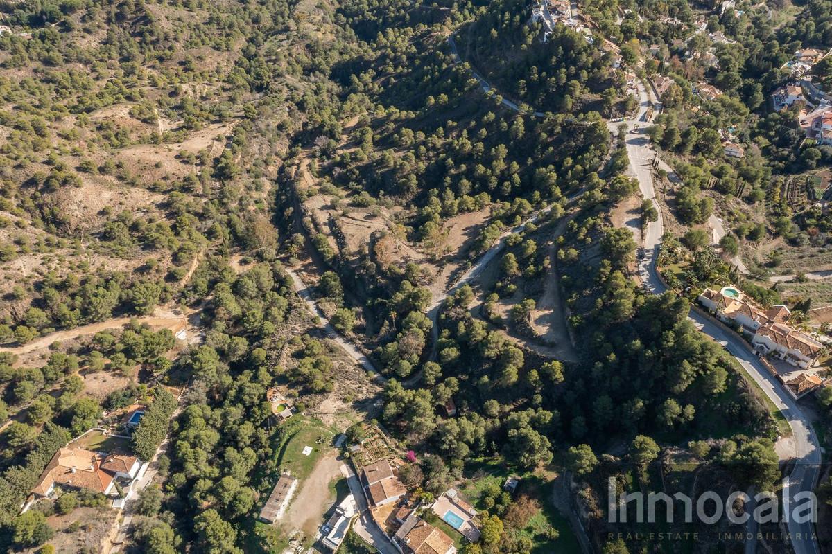 For sale of land in Mijas