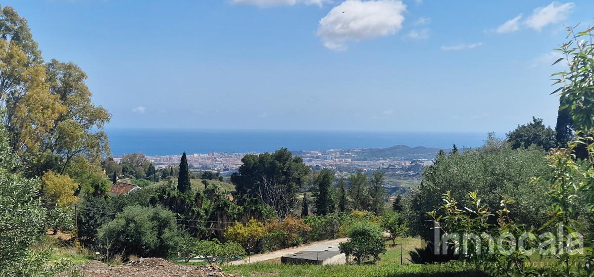 For sale of land in Mijas