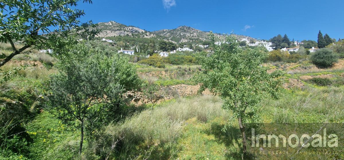 For sale of land in Mijas