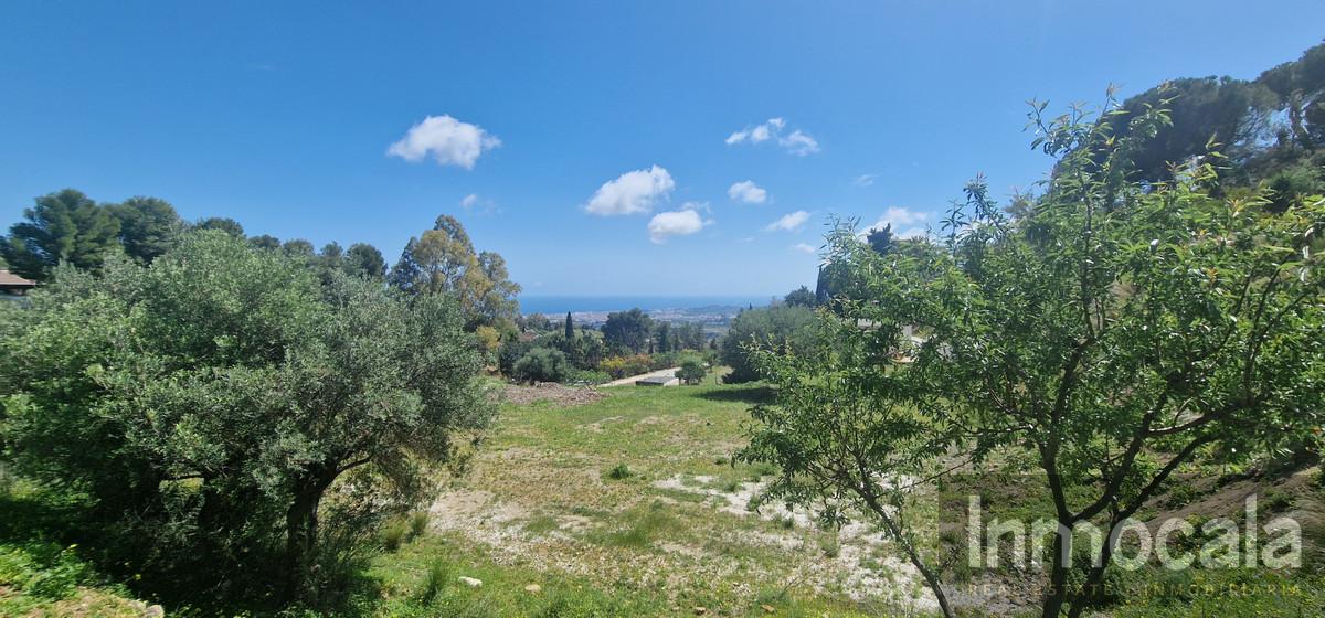 For sale of land in Mijas