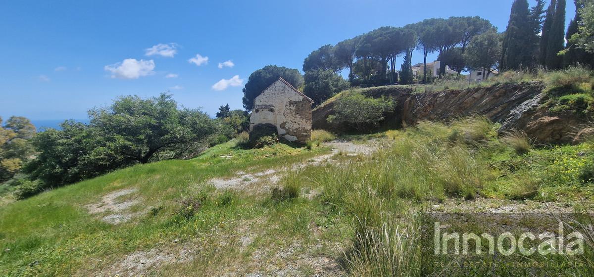 For sale of land in Mijas