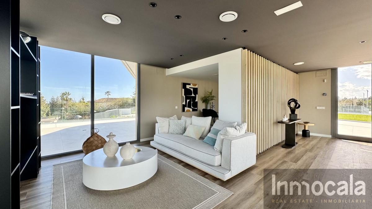For sale of villa in La Cala de Mijas