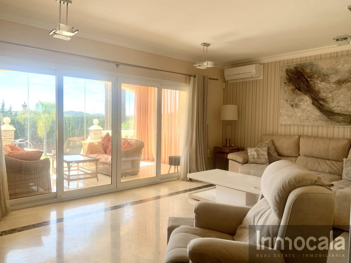 For sale of villa in Mijas Golf