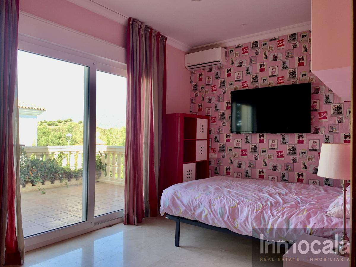 For sale of villa in Mijas Golf