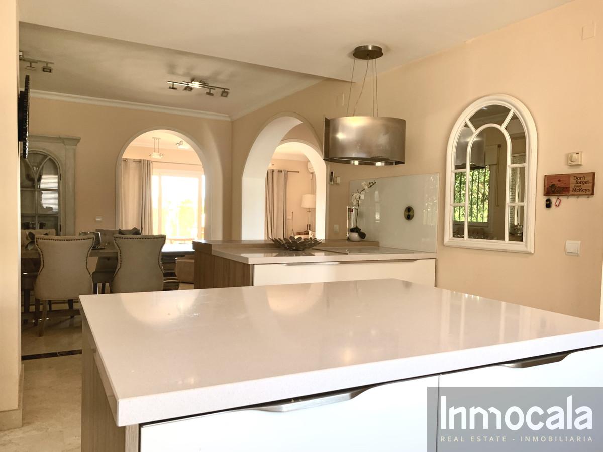 For sale of villa in Mijas Golf