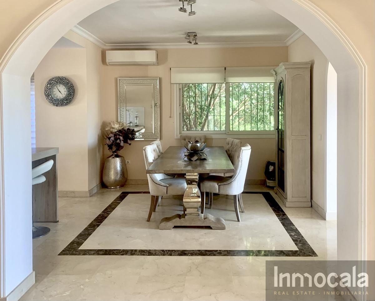 For sale of villa in Mijas Golf