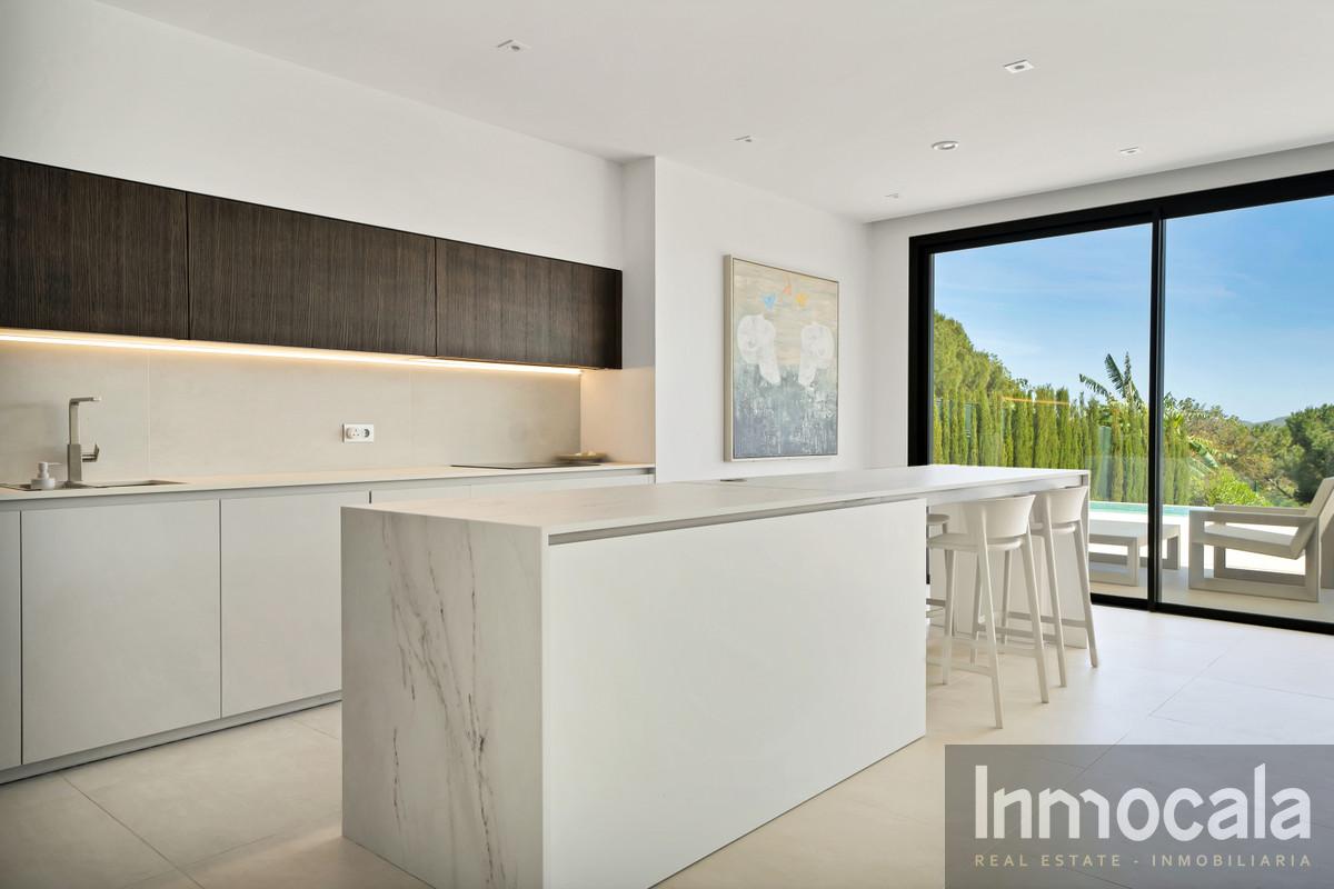 For sale of villa in Mijas