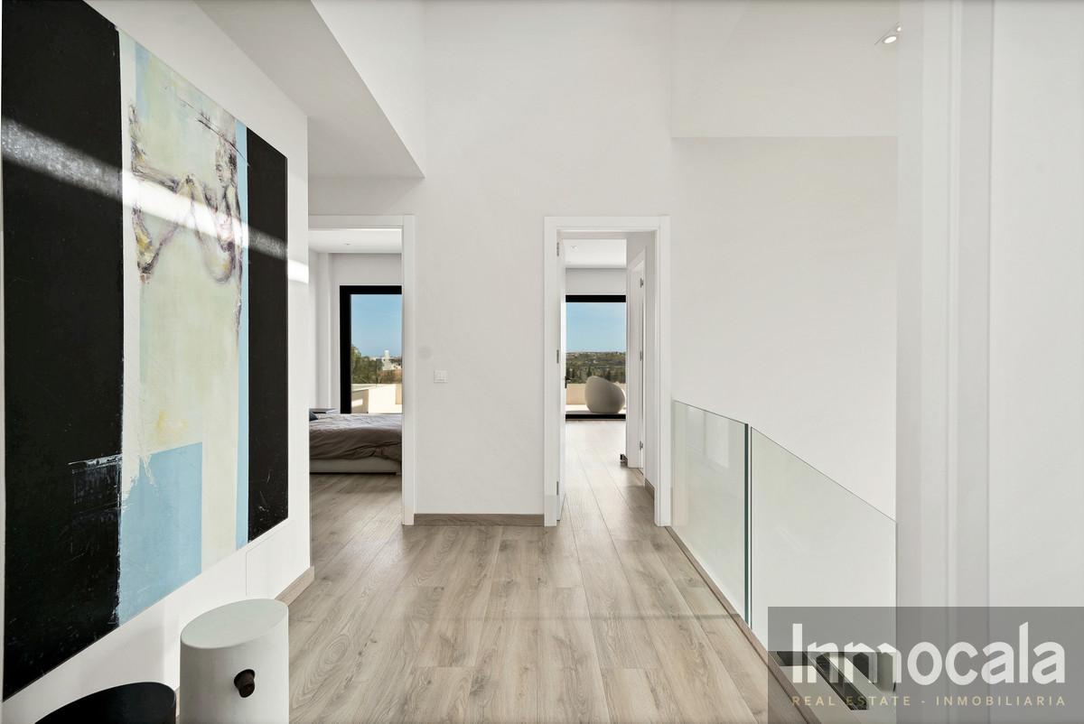 For sale of villa in Mijas