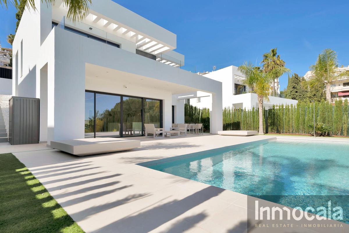 For sale of villa in Mijas