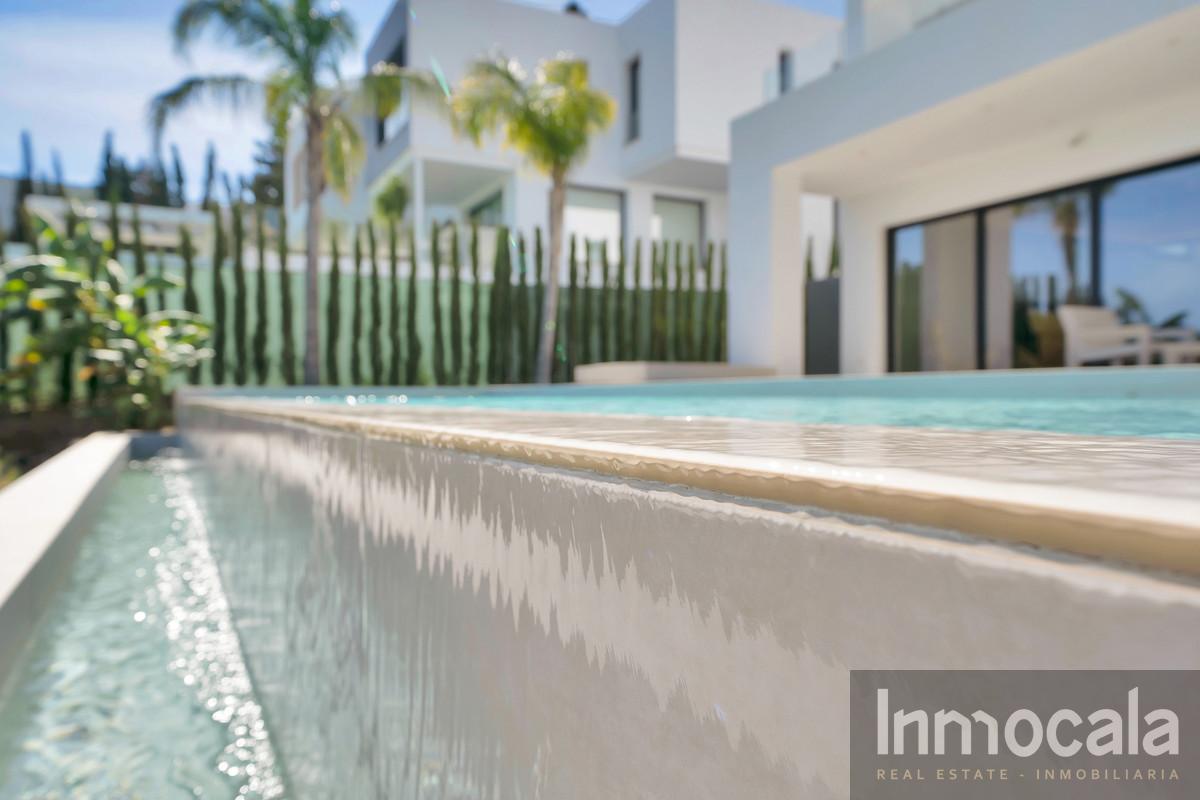 For sale of villa in Mijas
