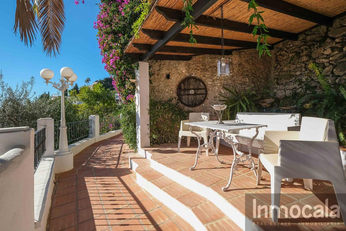 For sale of villa in Mijas