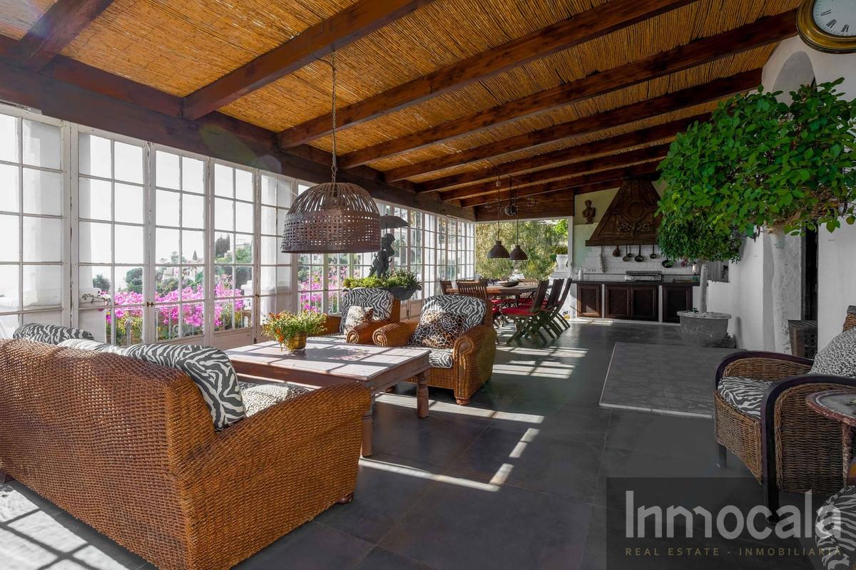 For sale of villa in Mijas