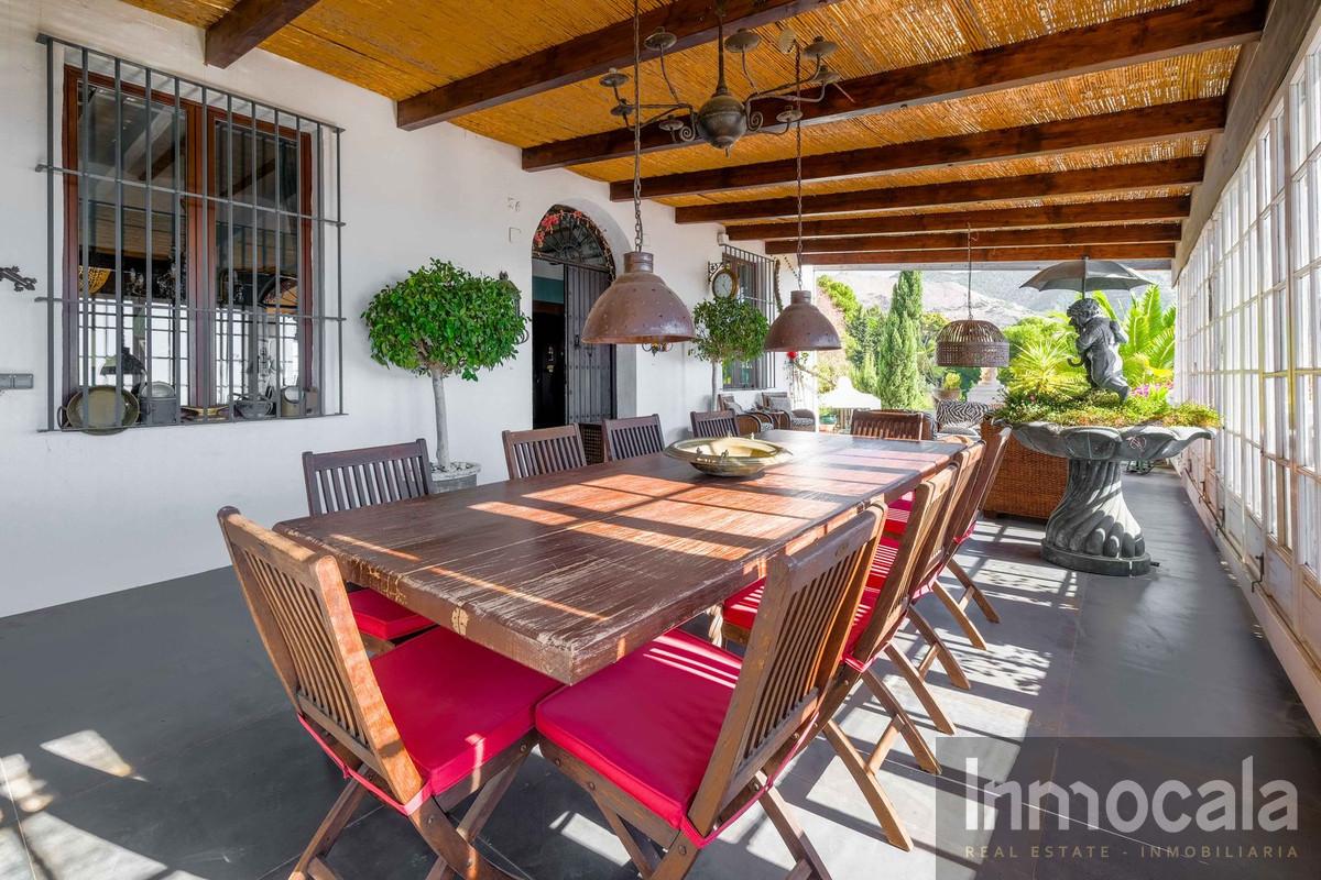 For sale of villa in Mijas