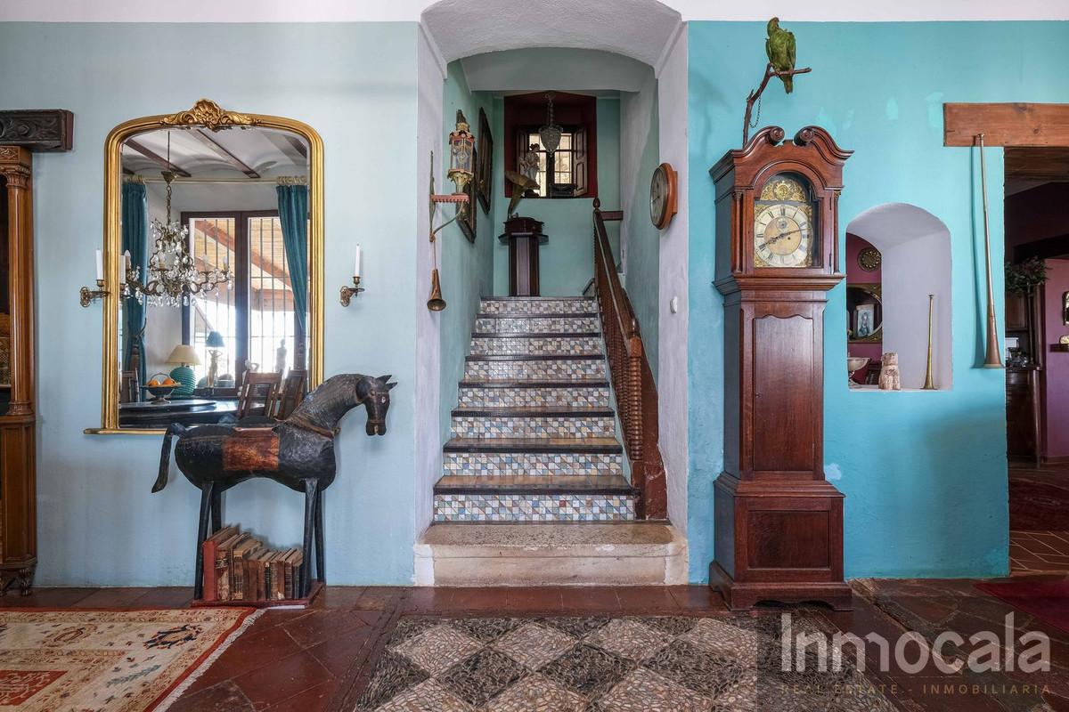 For sale of villa in Mijas