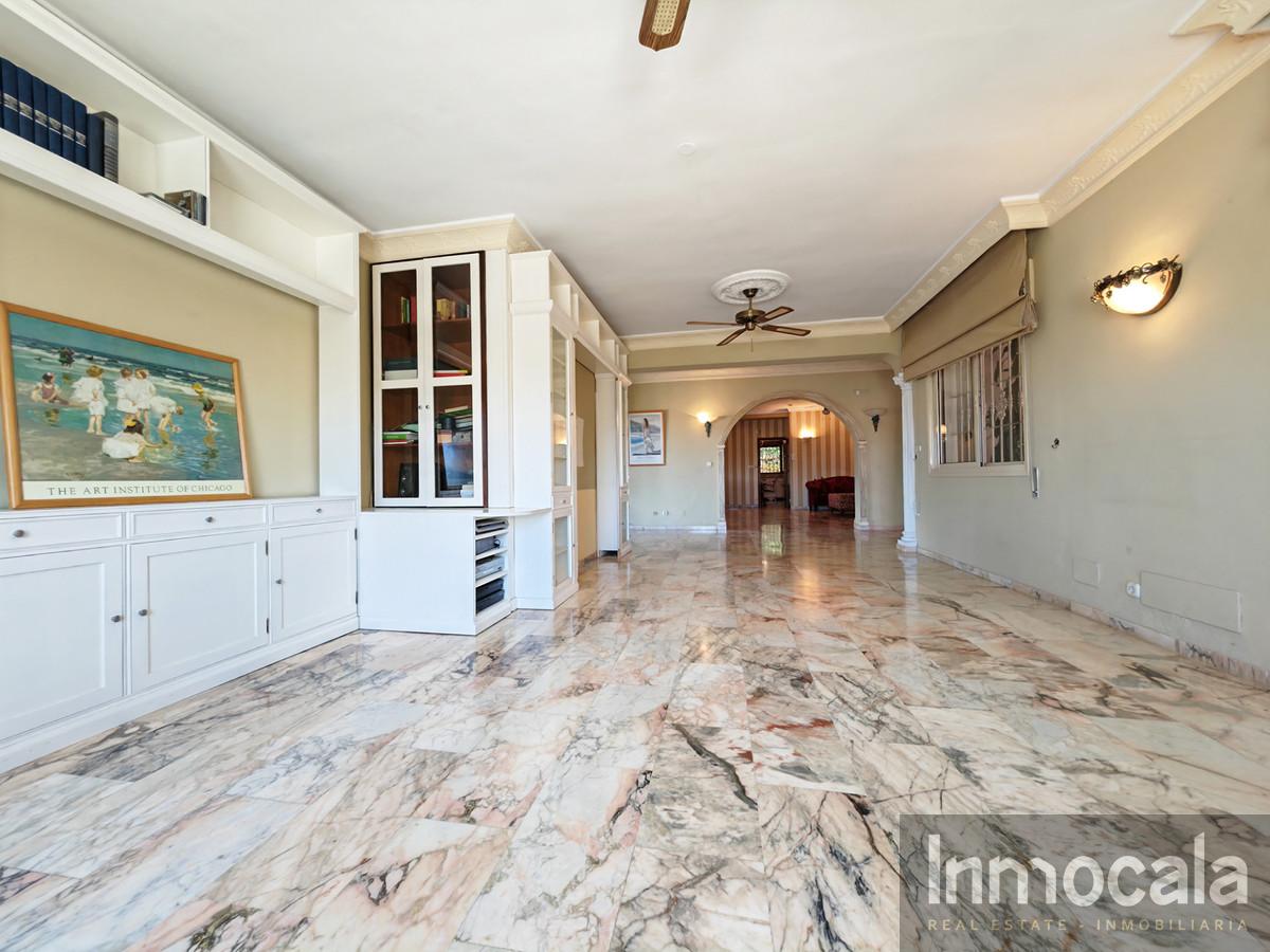 For sale of villa in Mijas