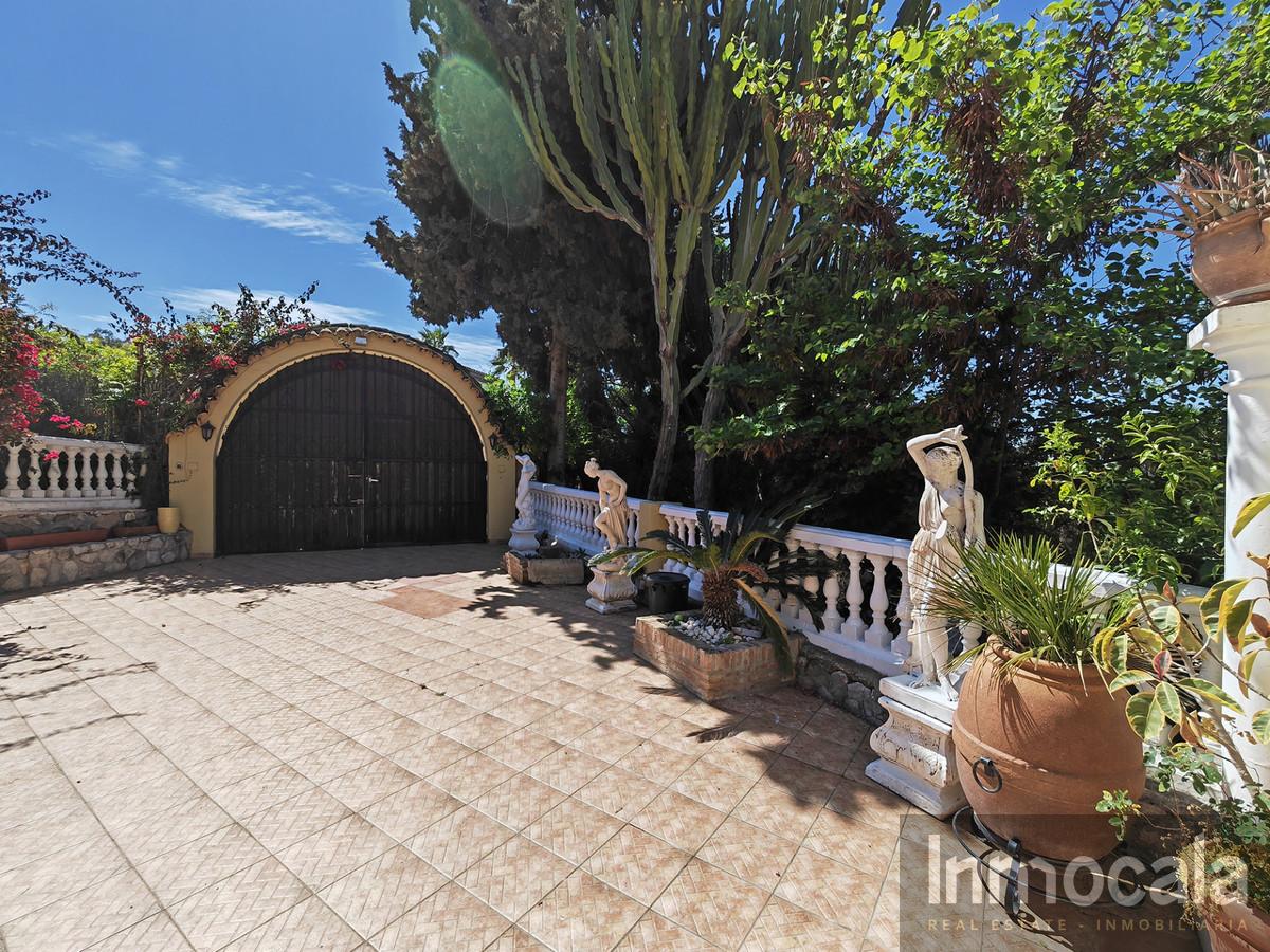 For sale of villa in Mijas