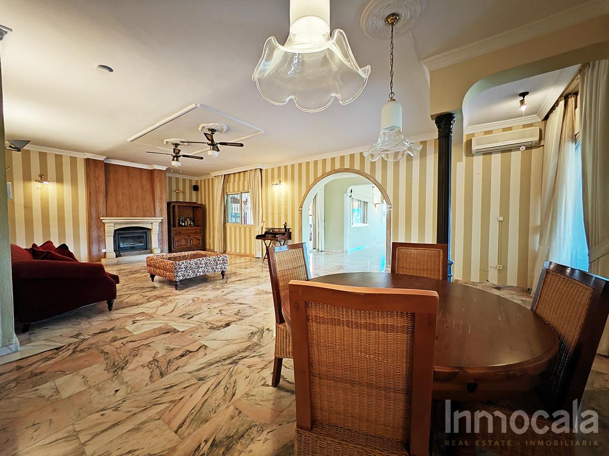 For sale of villa in Mijas