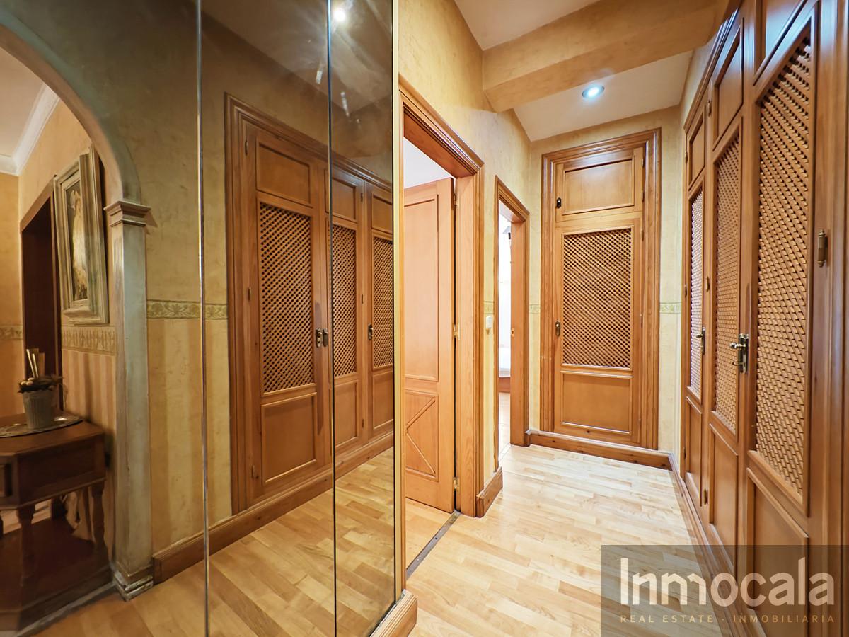For sale of villa in Mijas