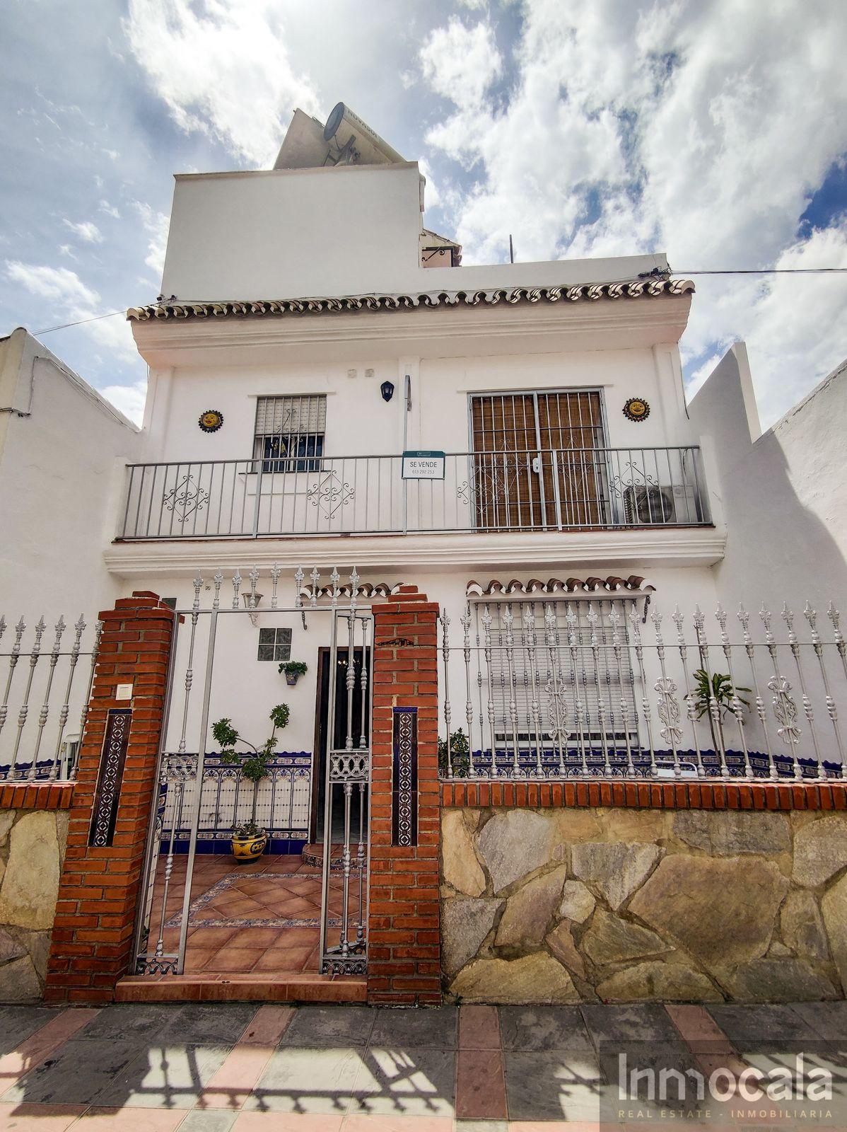 For sale of villa in Fuengirola