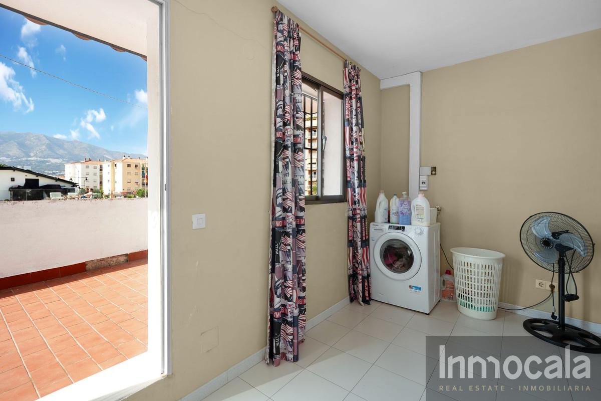 For sale of villa in Fuengirola
