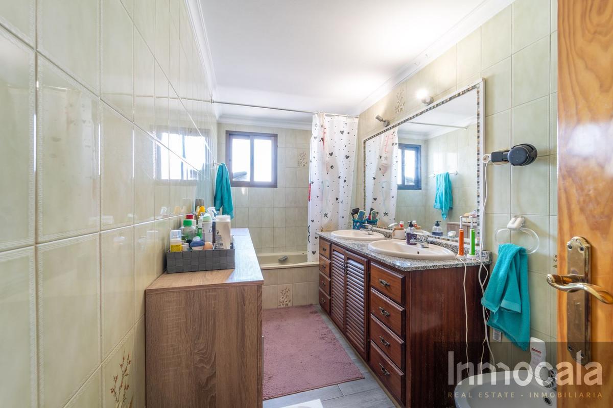 For sale of apartment in Fuengirola