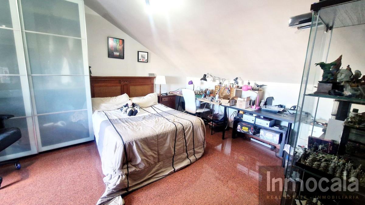 For sale of villa in Fuengirola