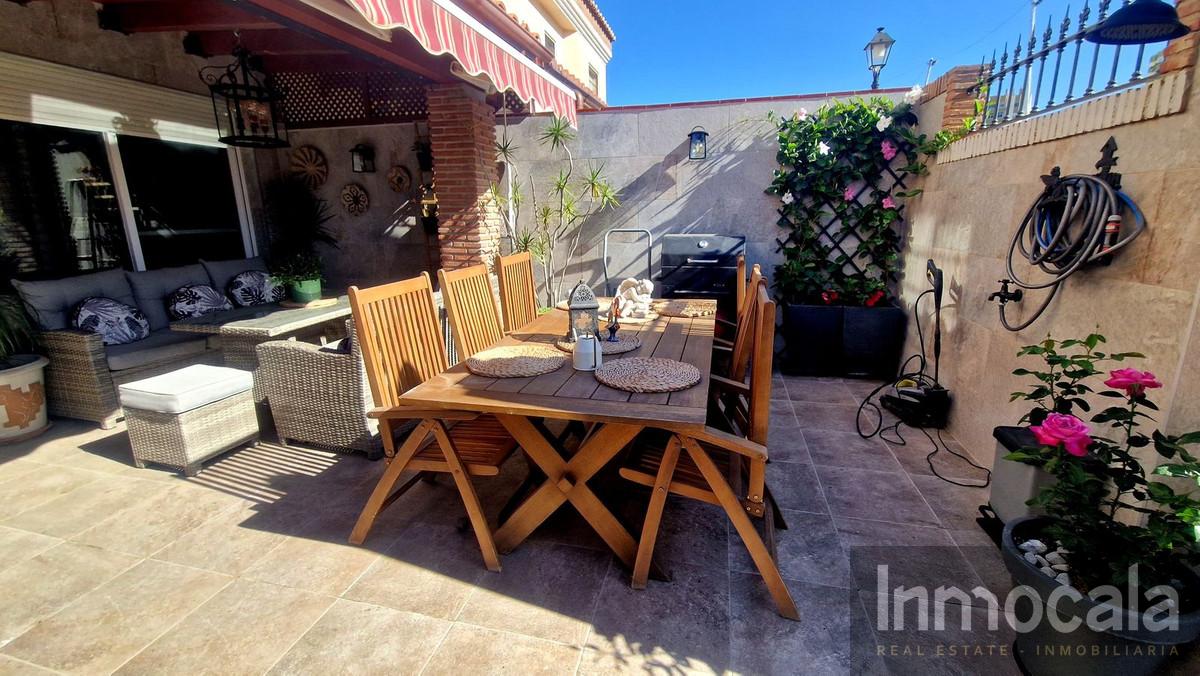 For sale of villa in Fuengirola