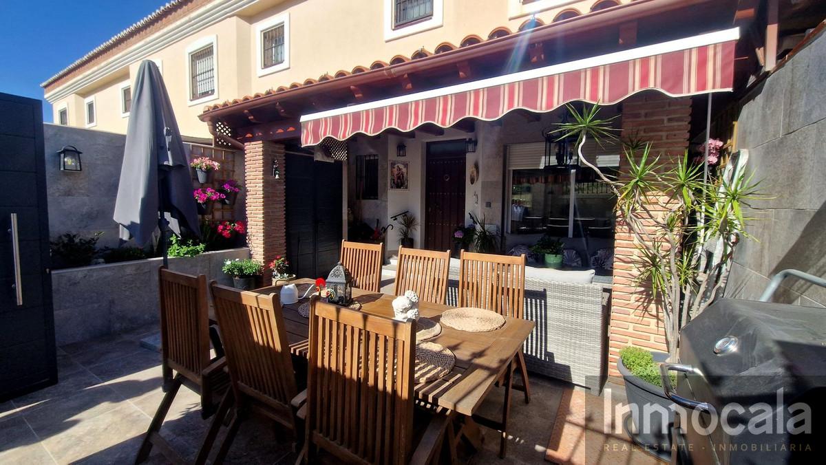 For sale of villa in Fuengirola