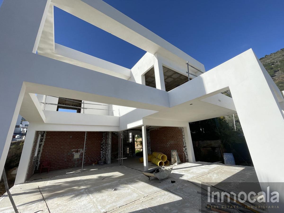 For sale of villa in Mijas