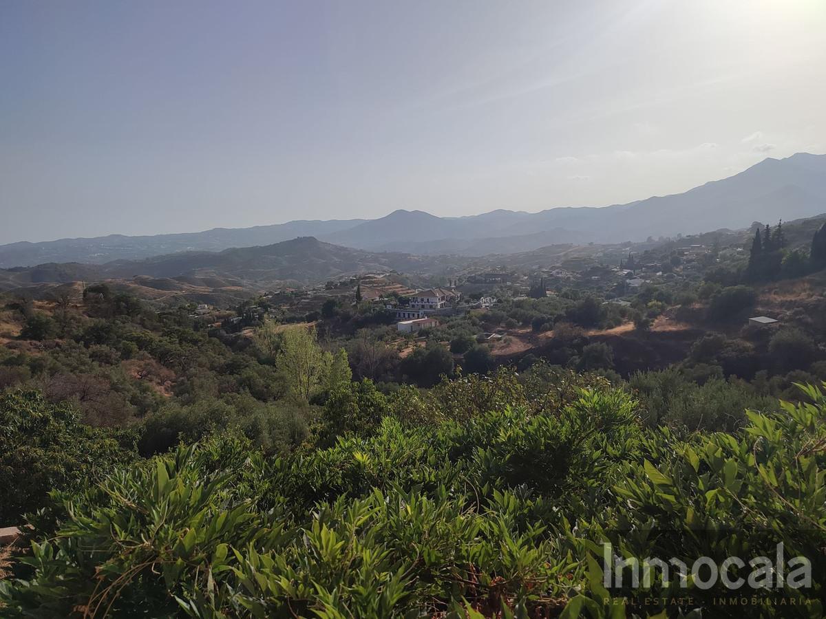 For sale of villa in Mijas