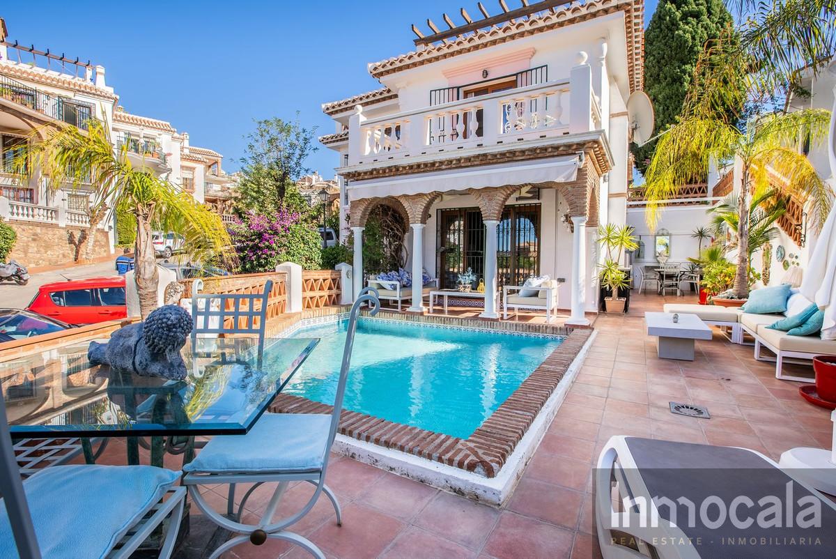 For sale of villa in Mijas Golf