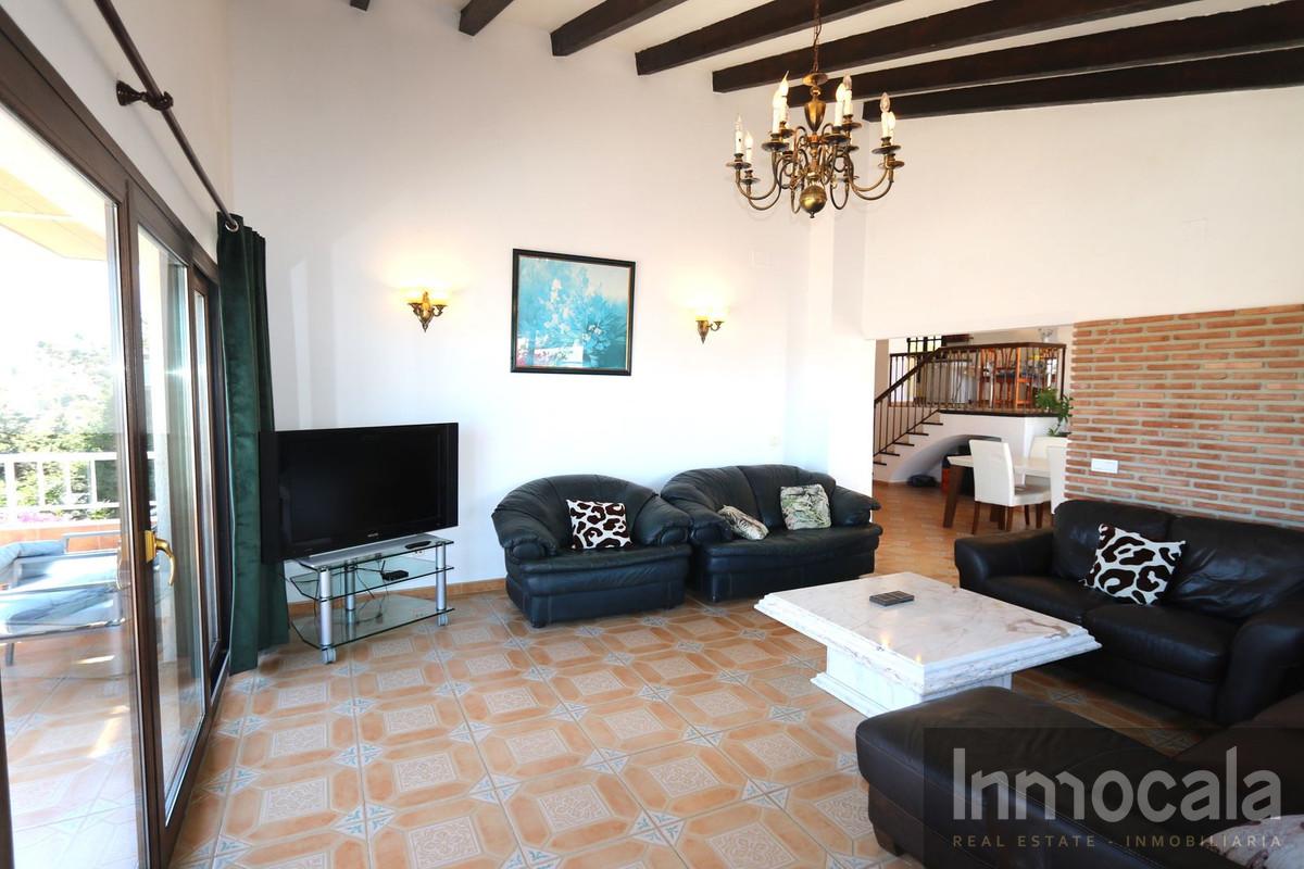 For sale of villa in Mijas