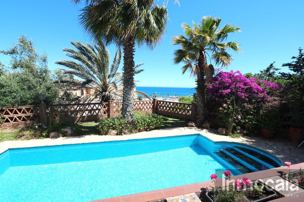 For sale of villa in Mijas