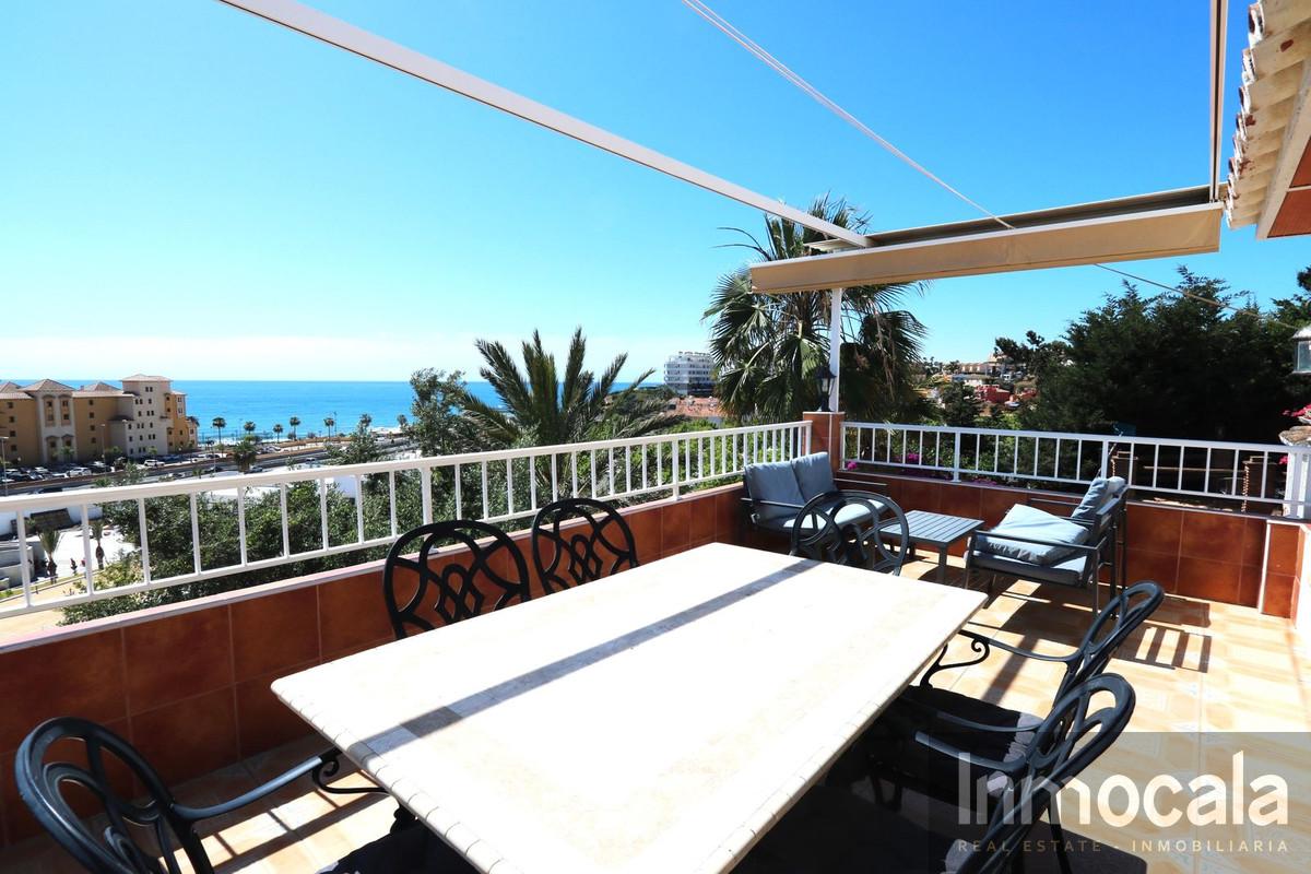 For sale of villa in Mijas