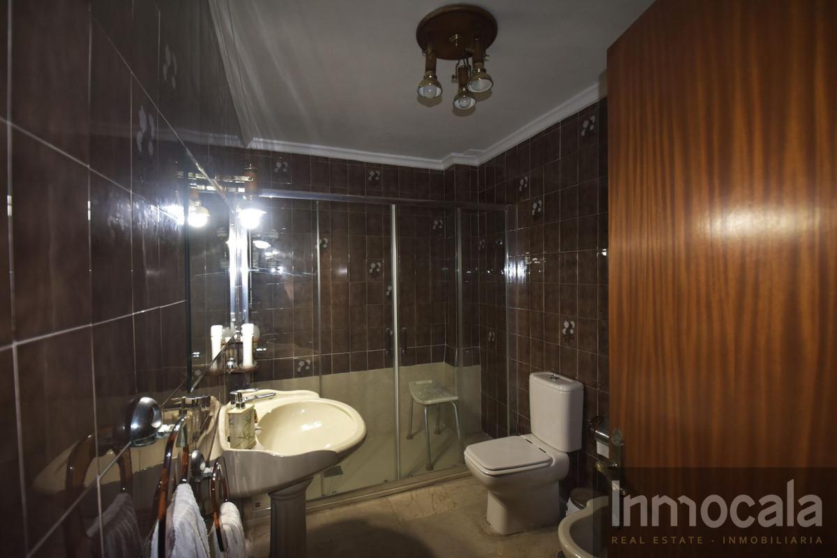 For sale of villa in Fuengirola
