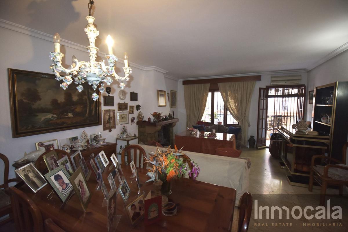 For sale of villa in Fuengirola