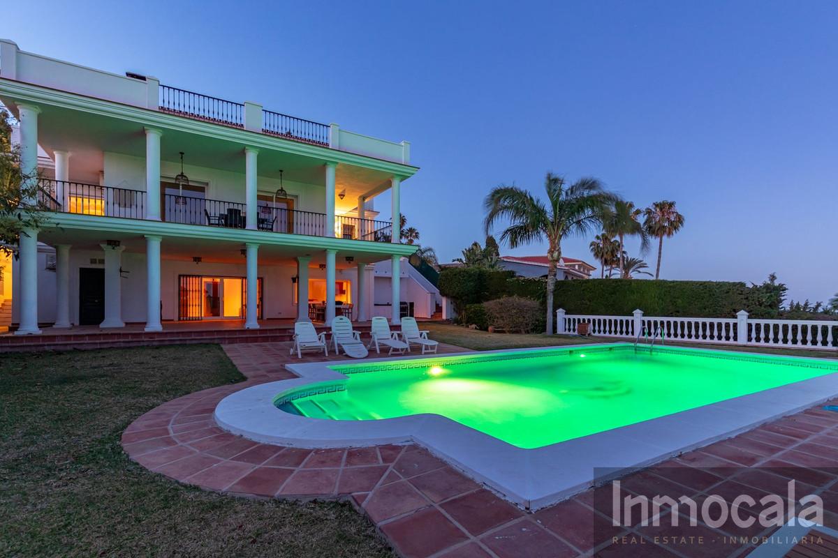 Venta de villa en Campo Mijas