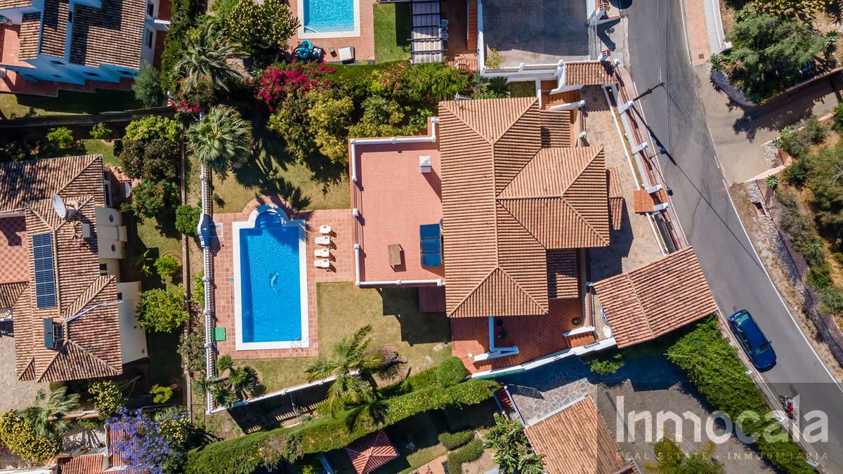 For sale of villa in Campo Mijas