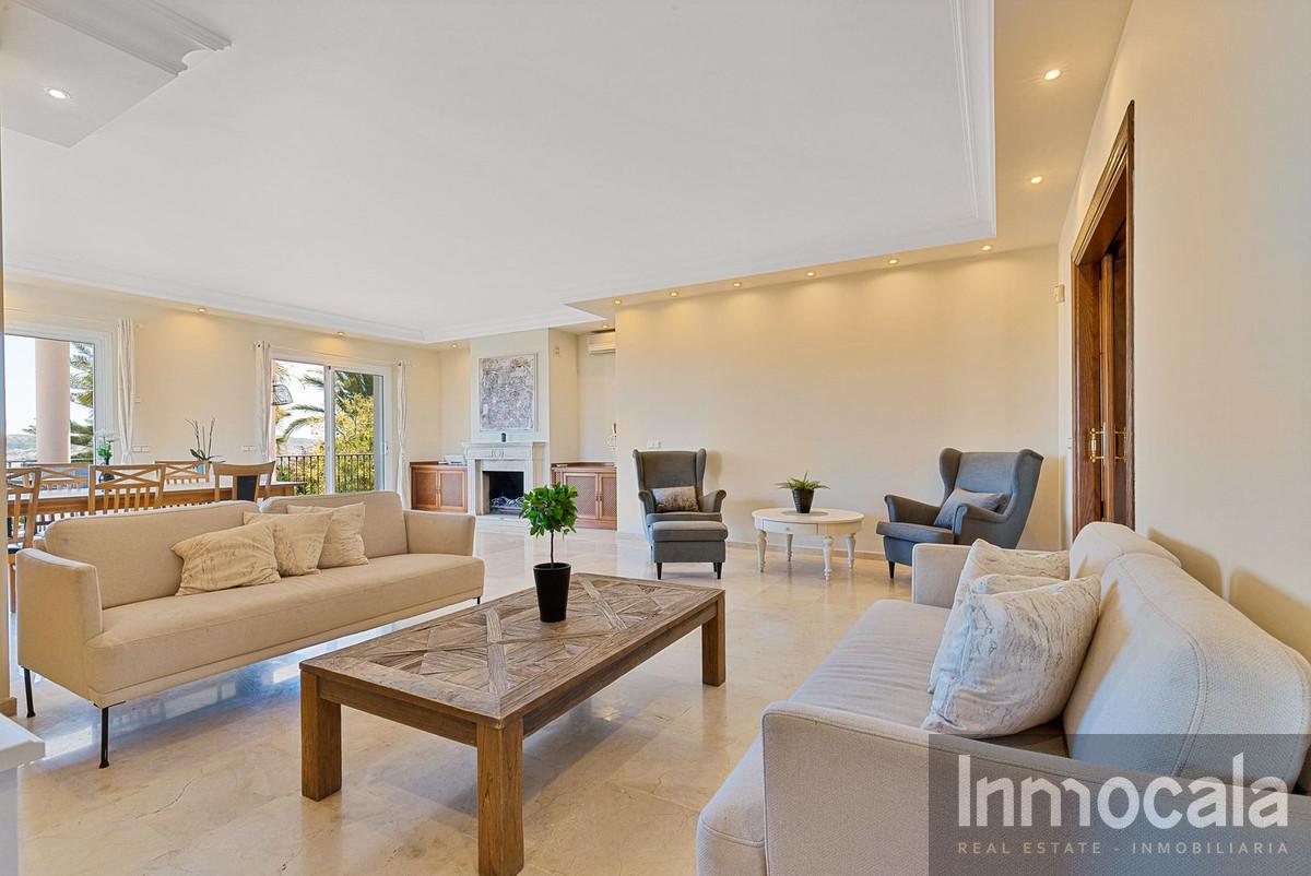 For sale of villa in Campo Mijas