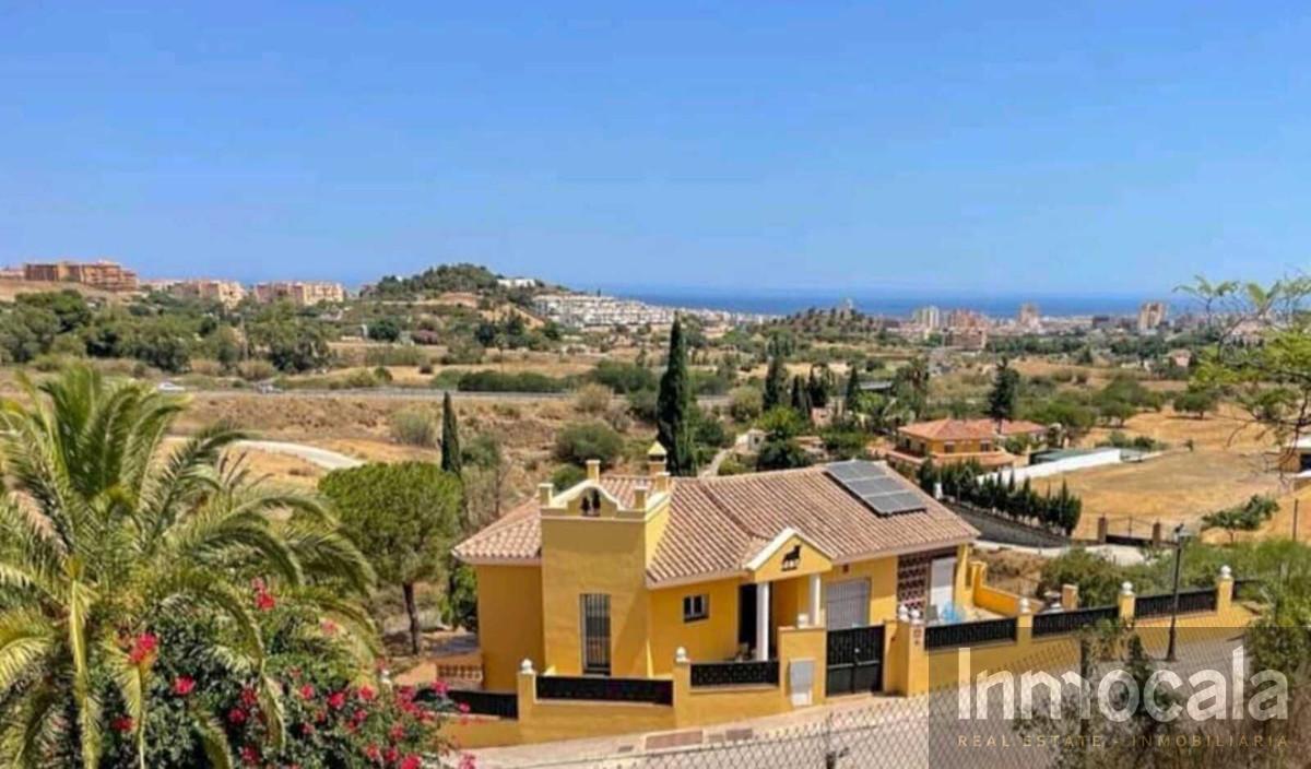For sale of villa in Mijas Costa
