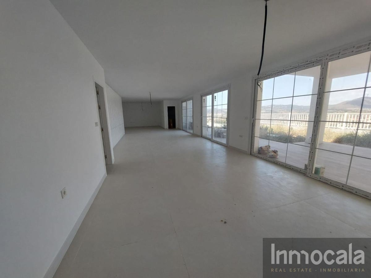 For sale of villa in Mijas Golf