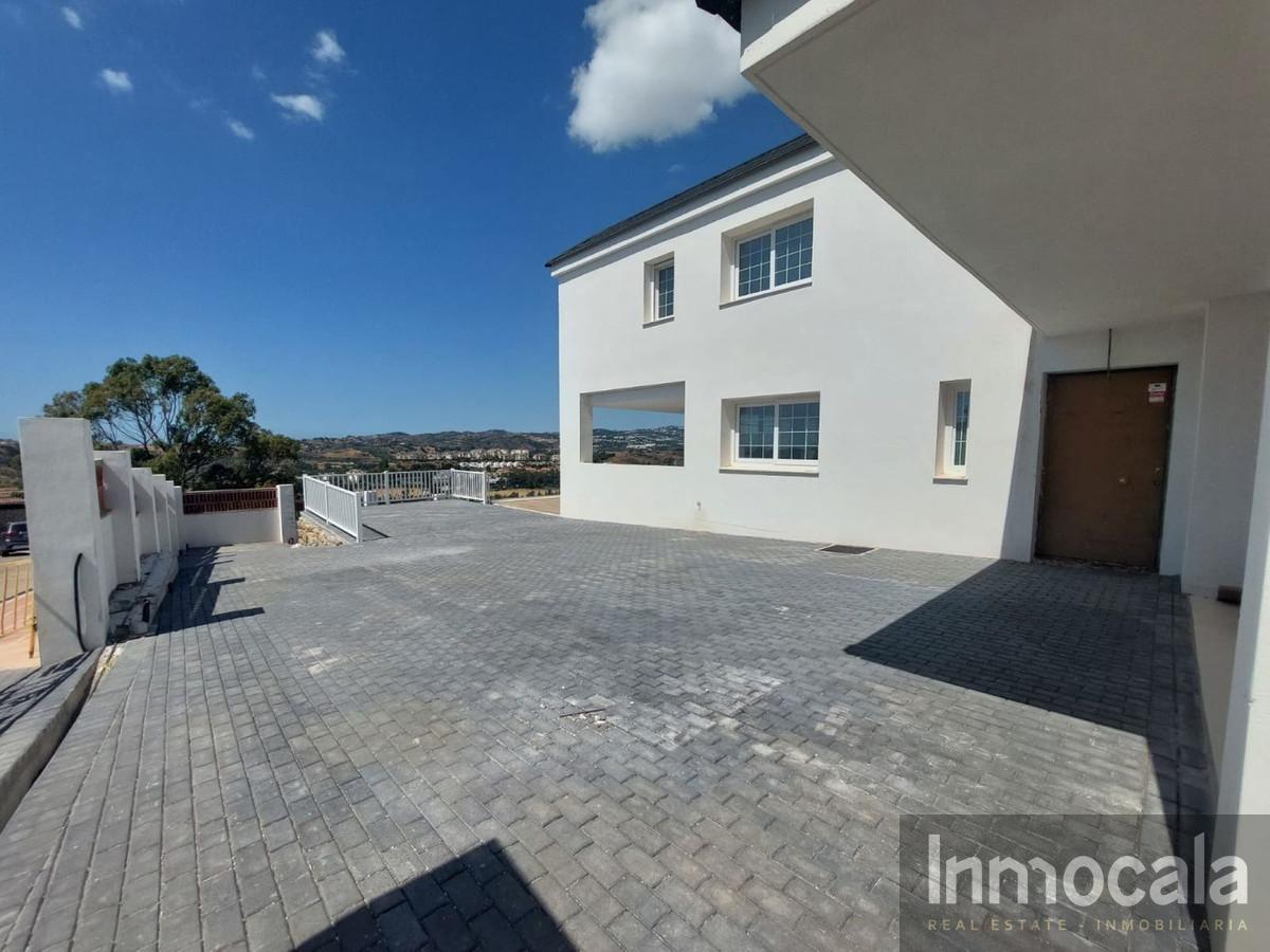 For sale of villa in Mijas Golf