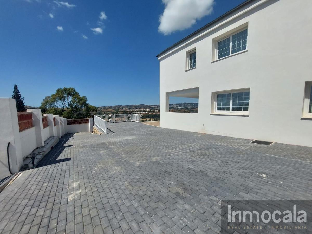 For sale of villa in Mijas Golf