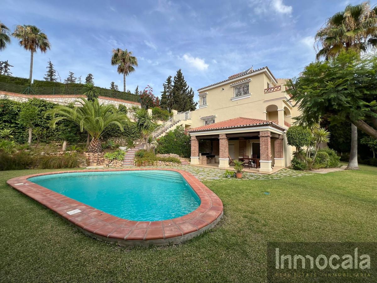For sale of villa in Campo Mijas