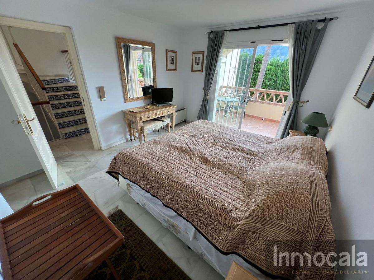 For sale of villa in Campo Mijas